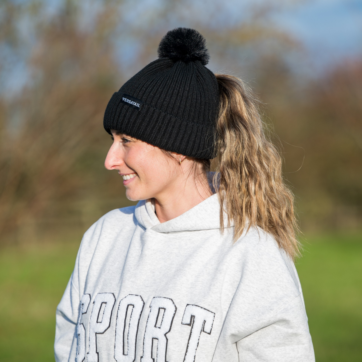 The Magni-Strip® Bobble Hat Black