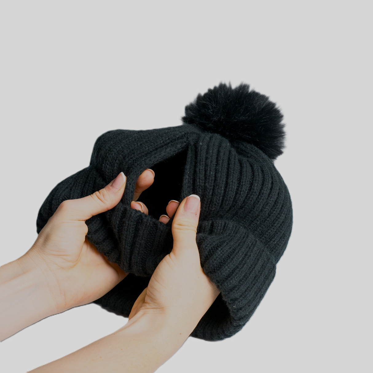 The Magni-Strip® Bobble Hat Black
