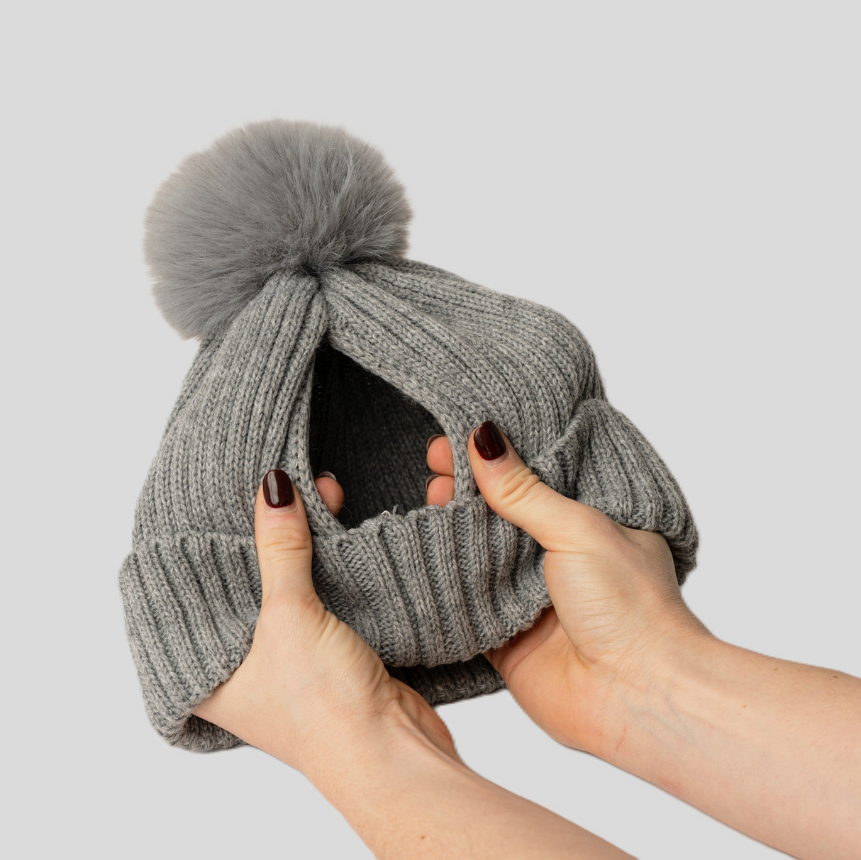 The Magni-Strip® Bobble Hat Grey