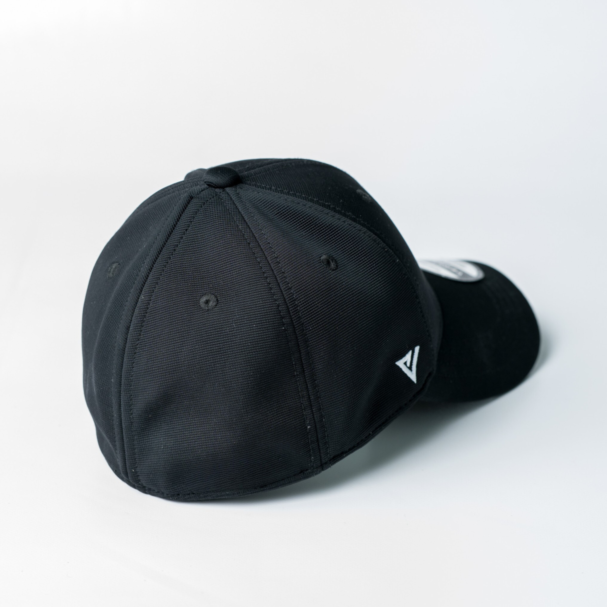 The Magni-Strip® Lifestyle Cap - Black